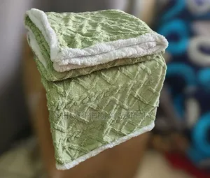 Cosy Fleece Woollen Blanket