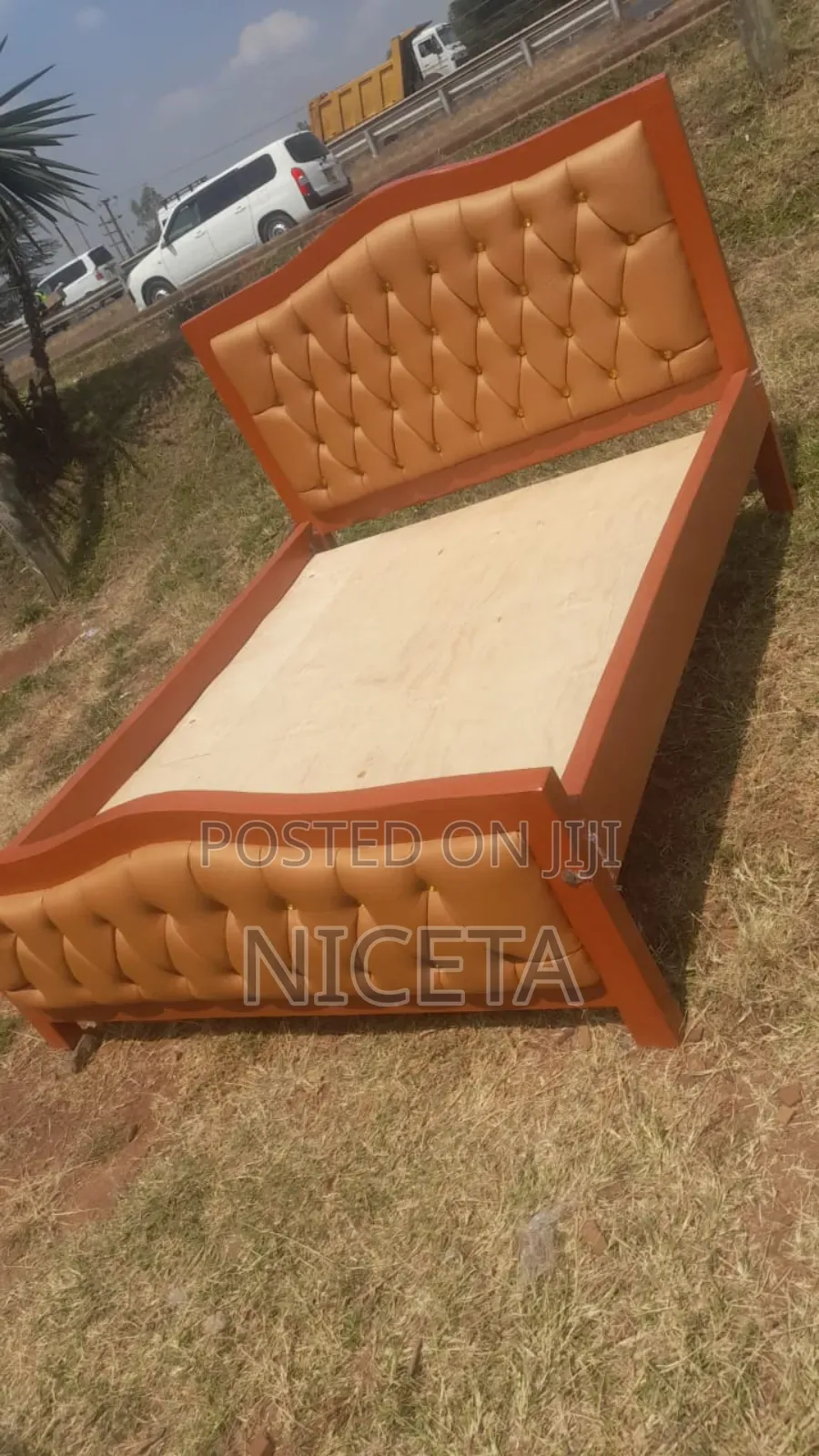 Brown Mocket Bed 5by6