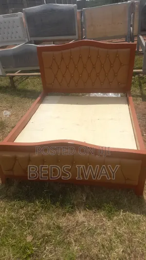 Brown Classy Look 5x6 Bed