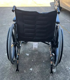 Bariatric Adult Folding Wheelchair