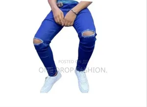 Dark Blue/Black Ripped Jeans Size 30-36