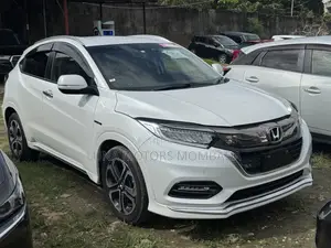 Honda Vezel 2019 White