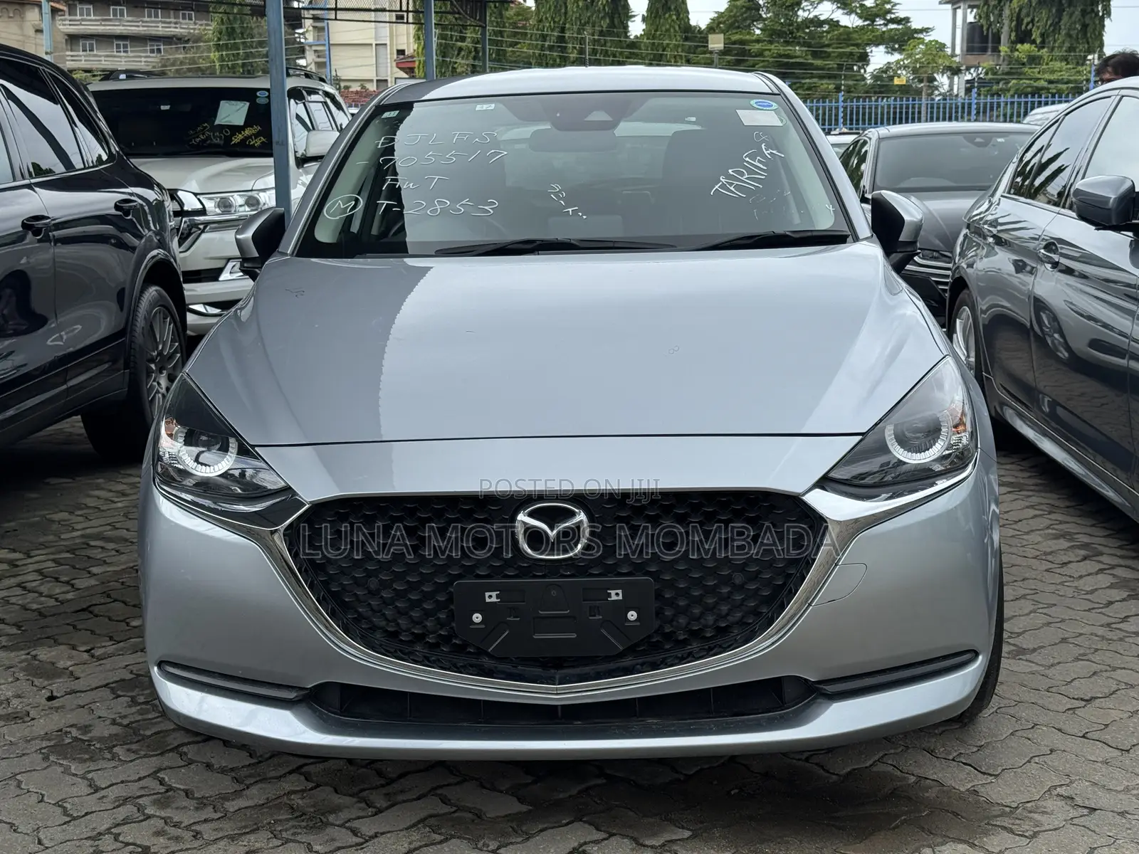 Mazda 2 2020 Silver
