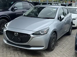 Mazda 2 2020 Silver