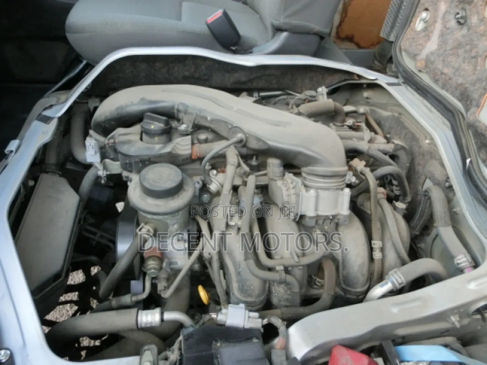 Toyota HiAce 2018 Silver
