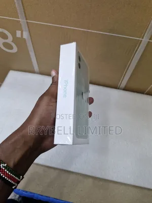New Apple iPhone 11 128 GB Green