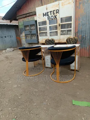 2 Sets for Manicure, Black and Gold 