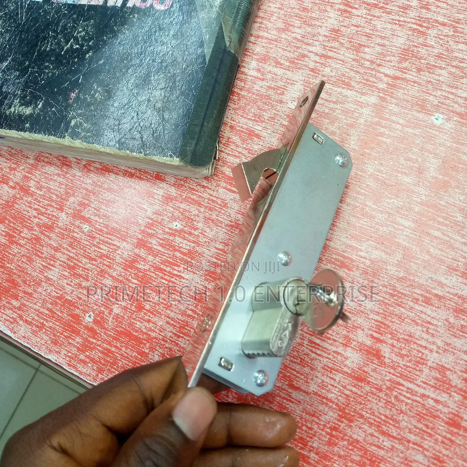 Tube /Glass Door Lock