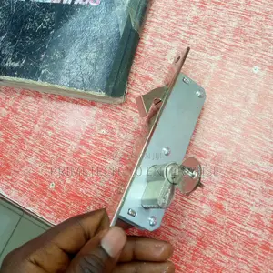 Tube /Glass Door Lock