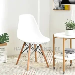 Computer Study Eames Table Chair