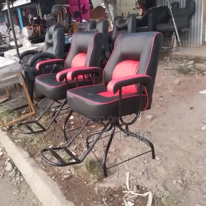 :Rotating Styling Seats Simple