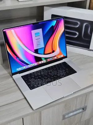Laptop Apple MacBook Pro 2020 M1 32GB Apple M1 Pro SSD 1T