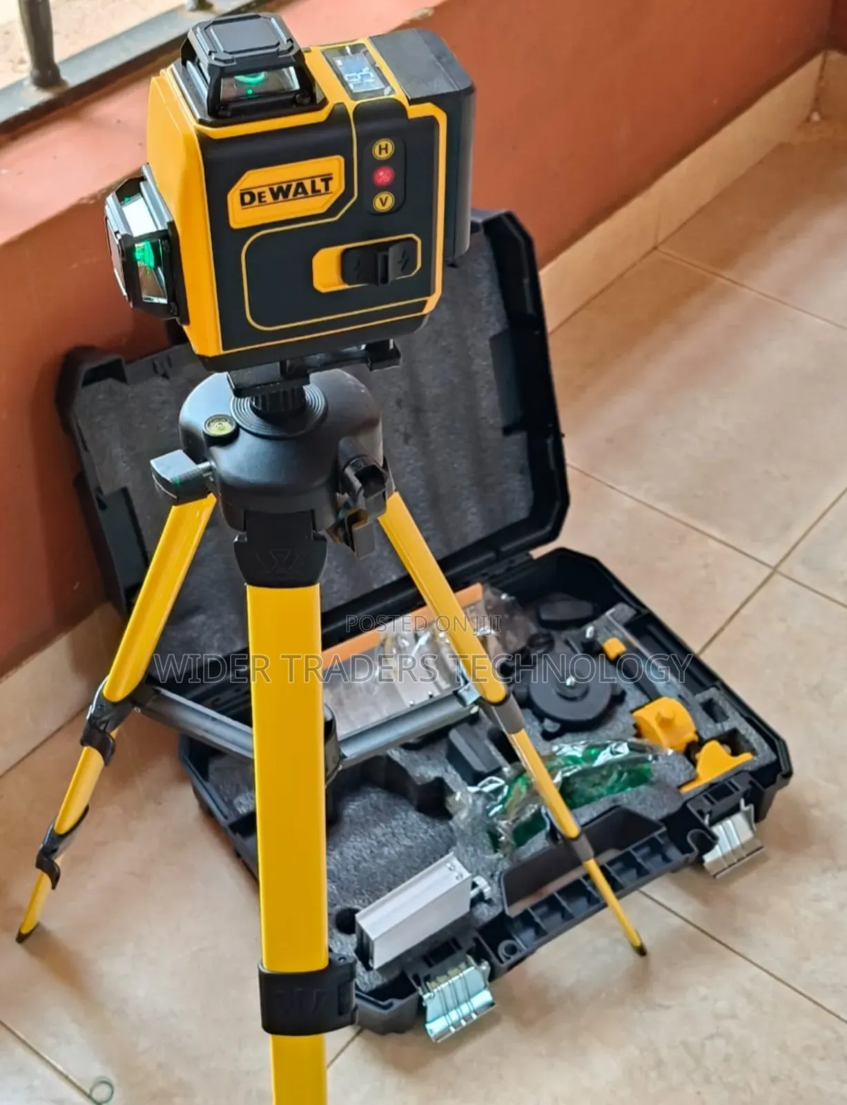 Dewalt Laser Level. With Stand