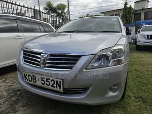 Toyota Premio 2014 Silver