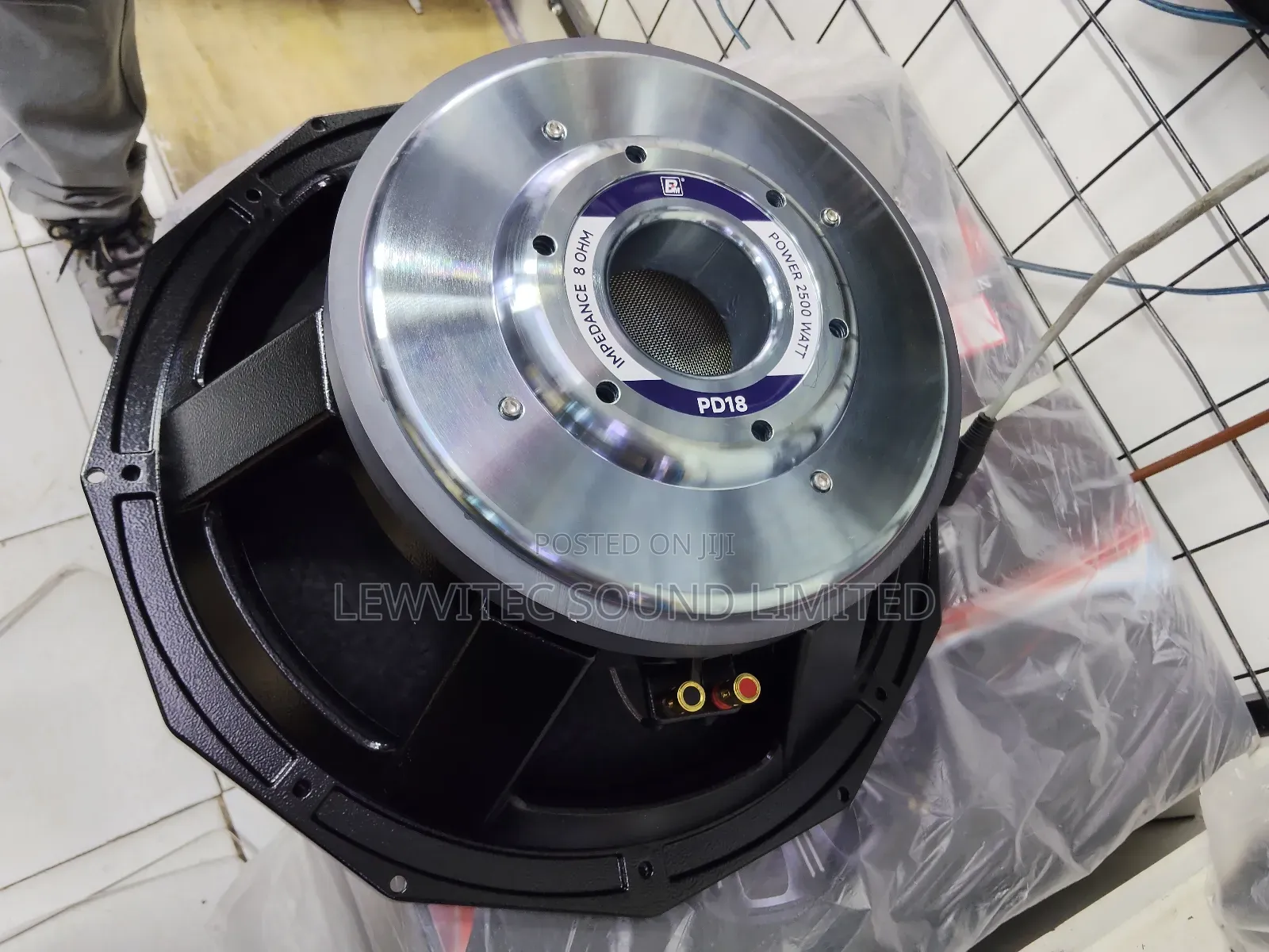 Bm Silver Magnet