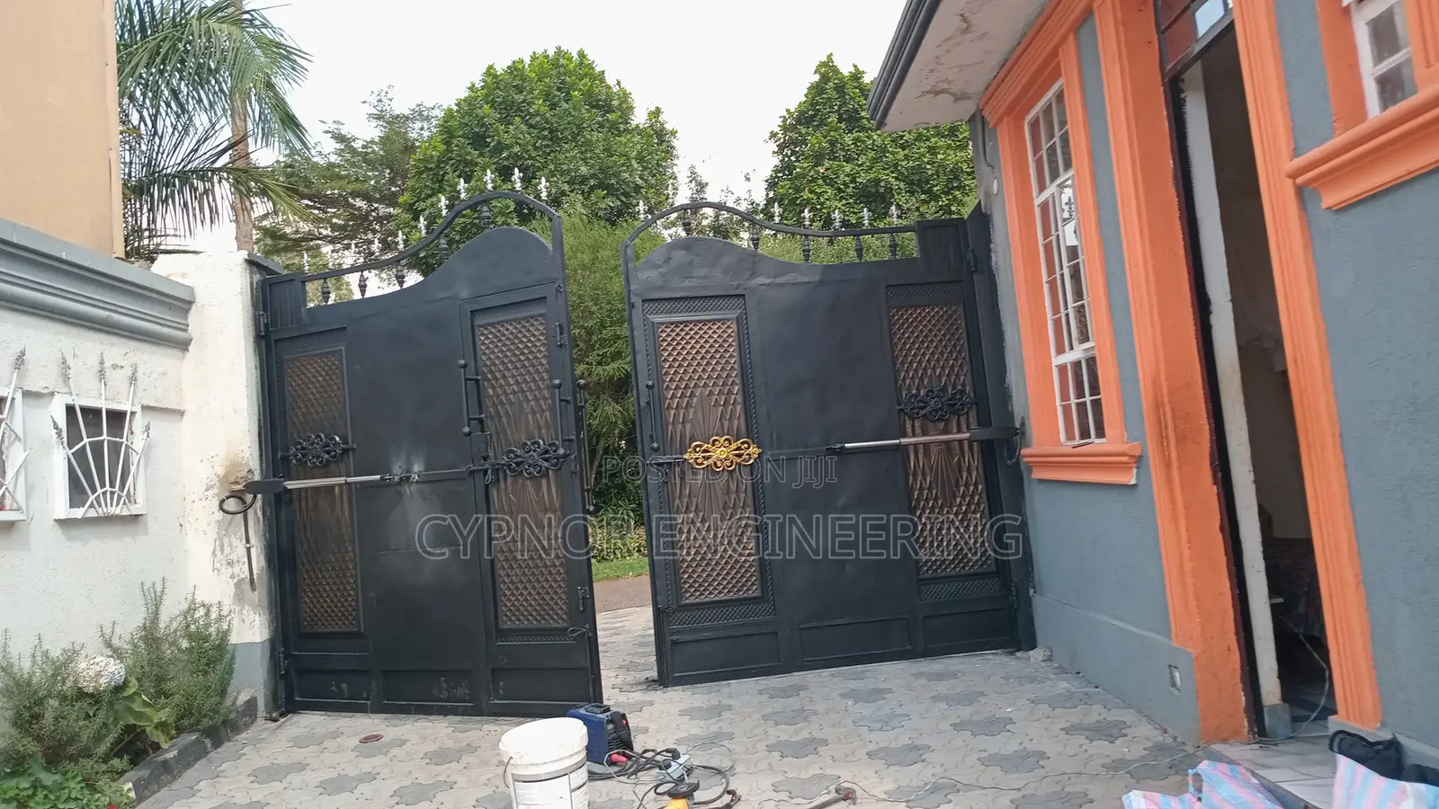 Automatic Swing Gate Opener Mechanism