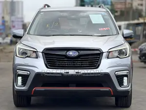 Subaru Forester 2018 Silver