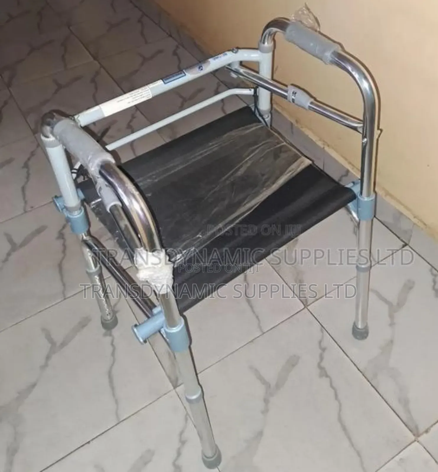 Foldable Walker With Resting Seat