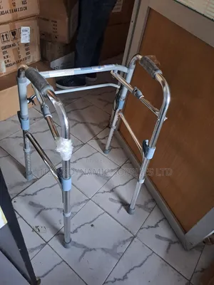 Foldable Walker With Resting Seat