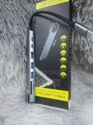 8 in 1 Multiport Usb Hub 