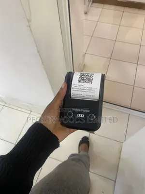 Compact Bluetooth Receipt Printer – Mobile Efficient