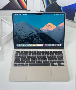 Laptop Apple MacBook Air 2025 M4 13-Inch 16GB Apple M4 SSD 256GB