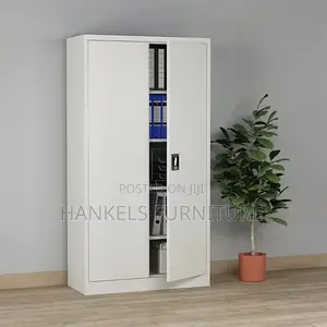 Lockable Storage With Adjustable Shelves