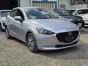 Mazda 2 2020 Silver