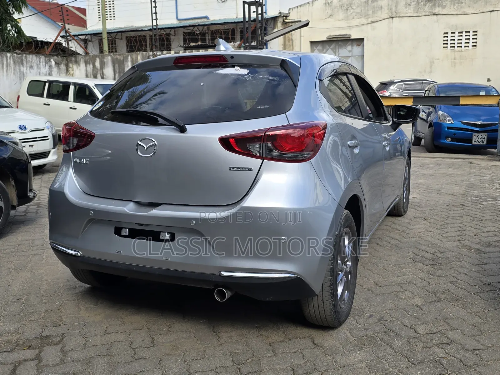 Mazda 2 2020 Silver