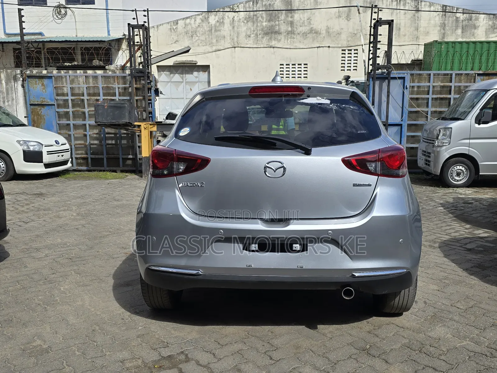 Mazda 2 2020 Silver