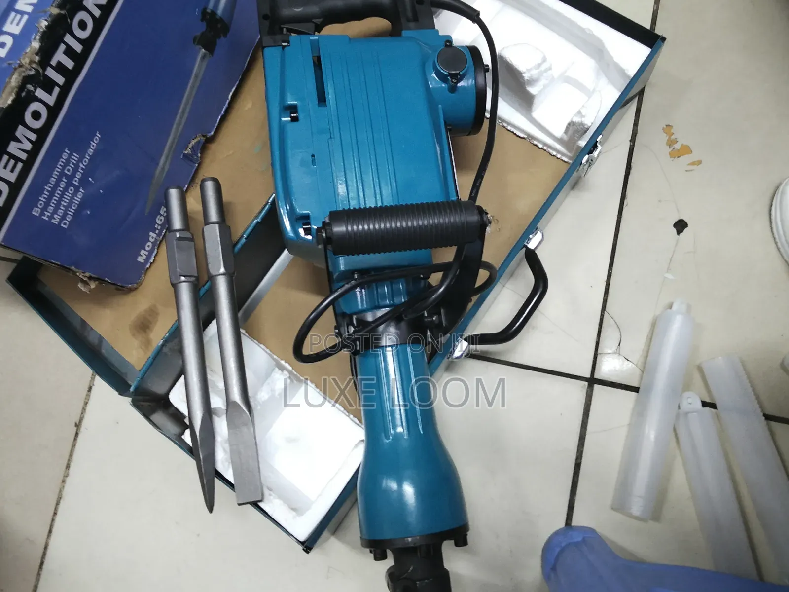 2600watts Makita Demolisher Hammer Drill