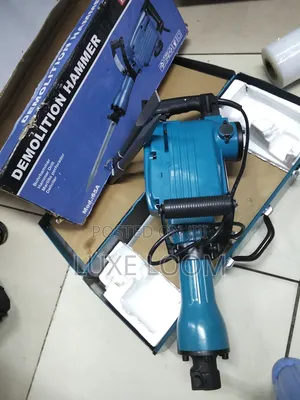 Commercial Makita Demolisher Hammer Drill 2600watts