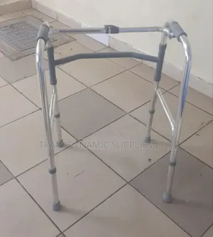 Adjustable/Foldable Walking Frame