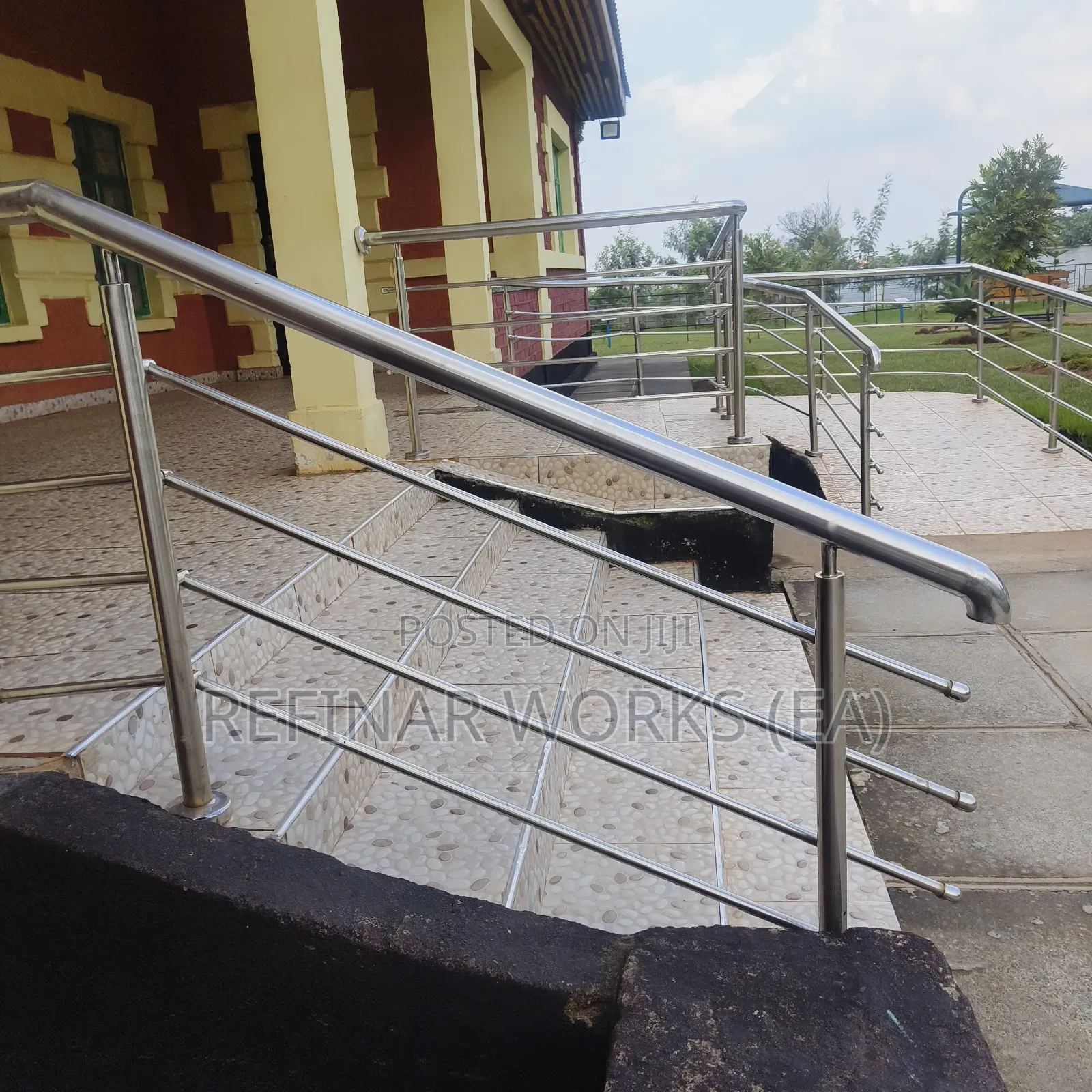 Fabricated Stainless Steel Railings for Safety Style