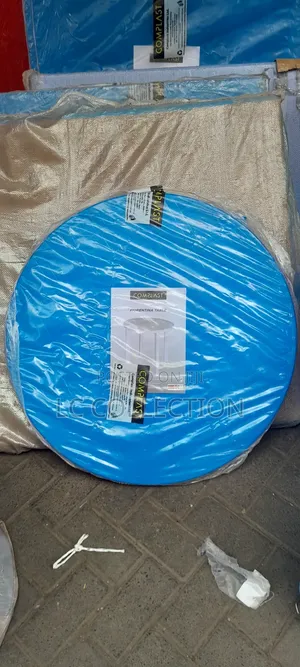Round Dinning Tables