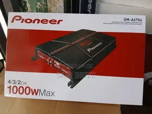 Pioneer A6704 Amplifier