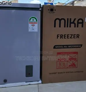 Mika McF95 95l Chest Freezer With Lock and Keys 
