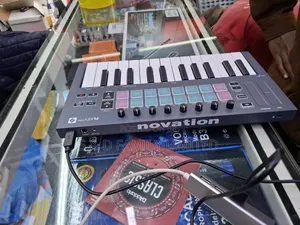 Novation 25 Keys Midi Keyboard