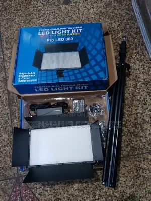 Professional 800+ Light Kit, Perfect for Studio Lighting