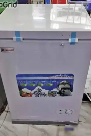 Premier Chest Freezer 100 Litres With Hovering Door 