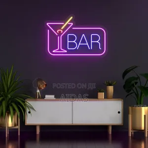 Neon Bar Cocktail Sign