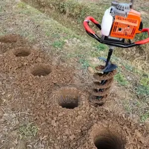 Heavy Duty Gasoline Earth Auger With 2 Stroke Engine Power