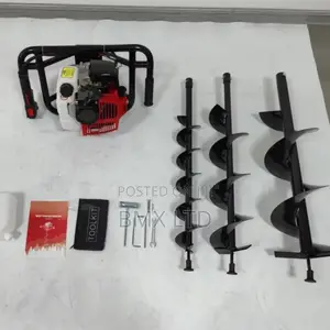 Gasoline Digging Auger With Anti Slip Dual Handle Design