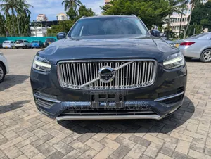 Volvo XC90 T6 R-Design AWD 2018 Blue