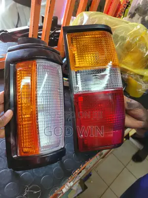 Tail Lamp/Corner Lamp Mitsubishi L 200