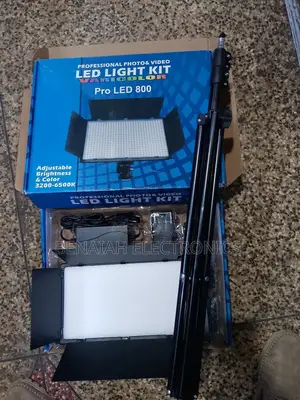 Pro 800 + Led Light Kit,Power Video/Photos Lighting Kit