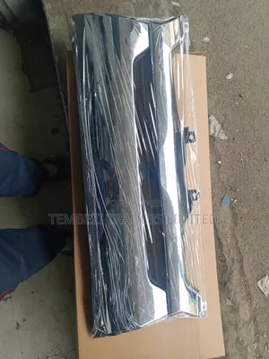 Chrome Front Grille Toyota Hiace 7l 2014 New Model