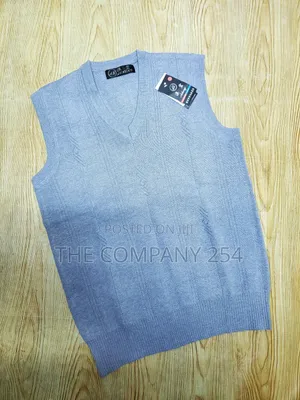 Quality Windbreaker Cotton Knitted Half Sleeveless Sweaters