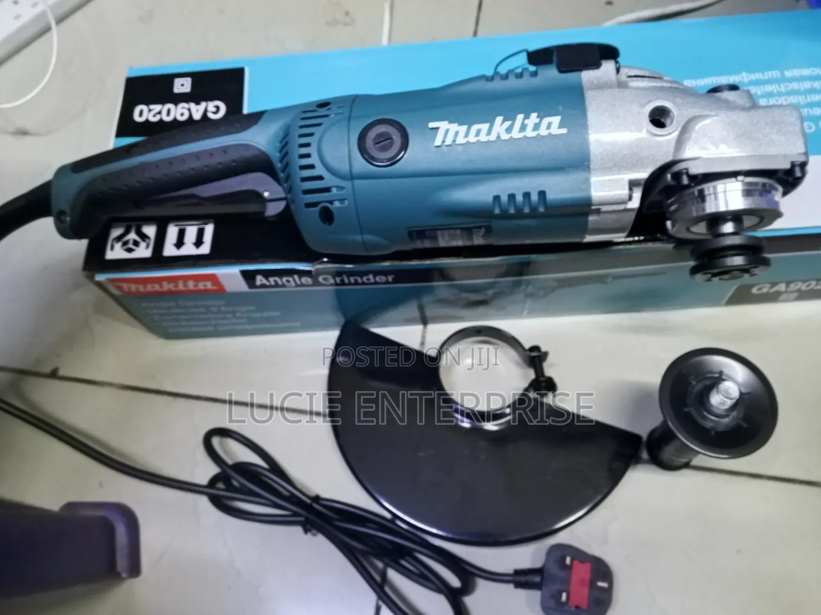 Commercial Makita Angle Grinder 9inch