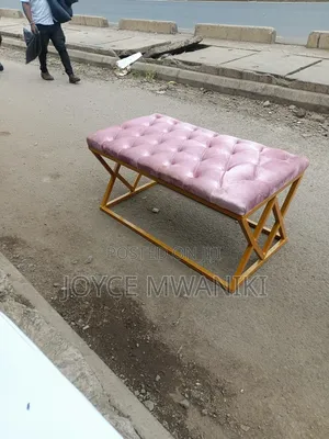 Salon Waiting Seat, Baby Pink 